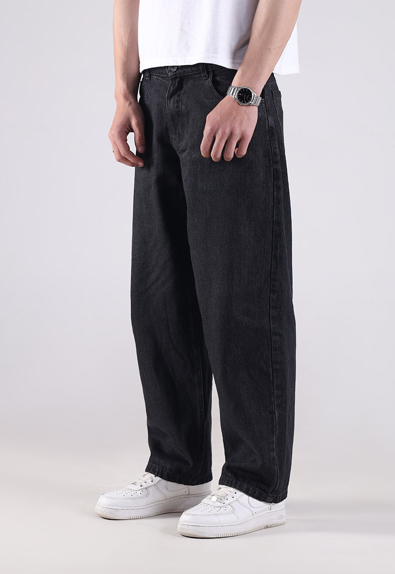 Relaxed Fit Black Jeans