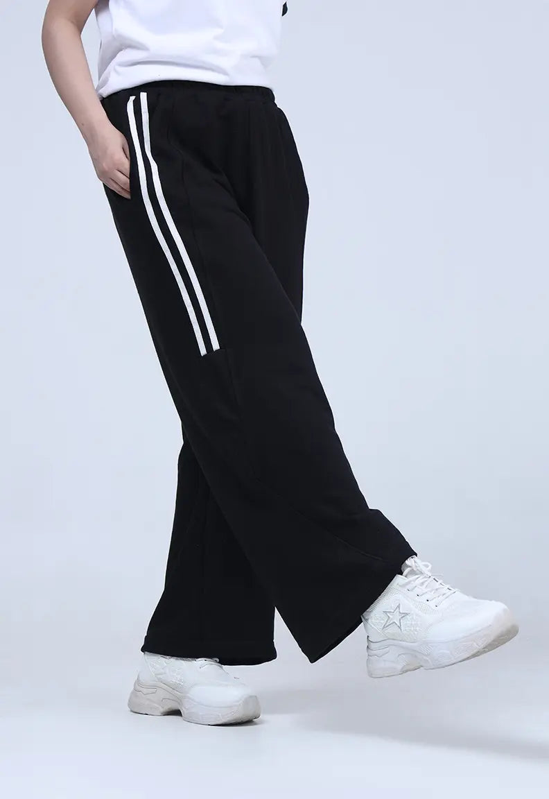 Baggy Trousers - Black Stripe