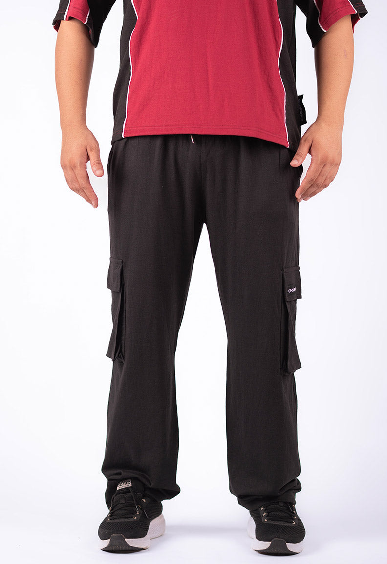 Black Cargo Trousers – Relaxed Fit